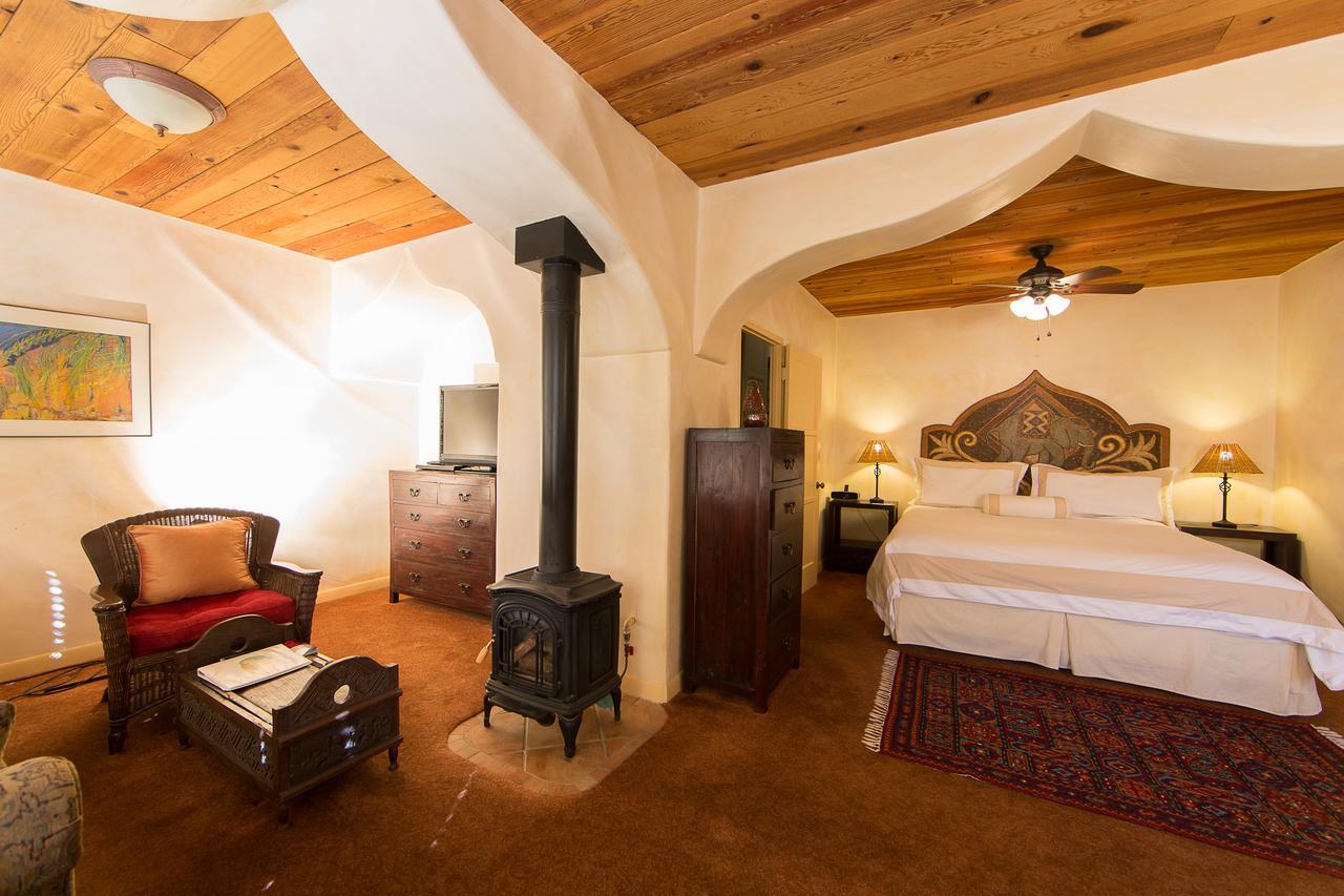 The Emerald Iguana Inn Ojai Buitenkant foto