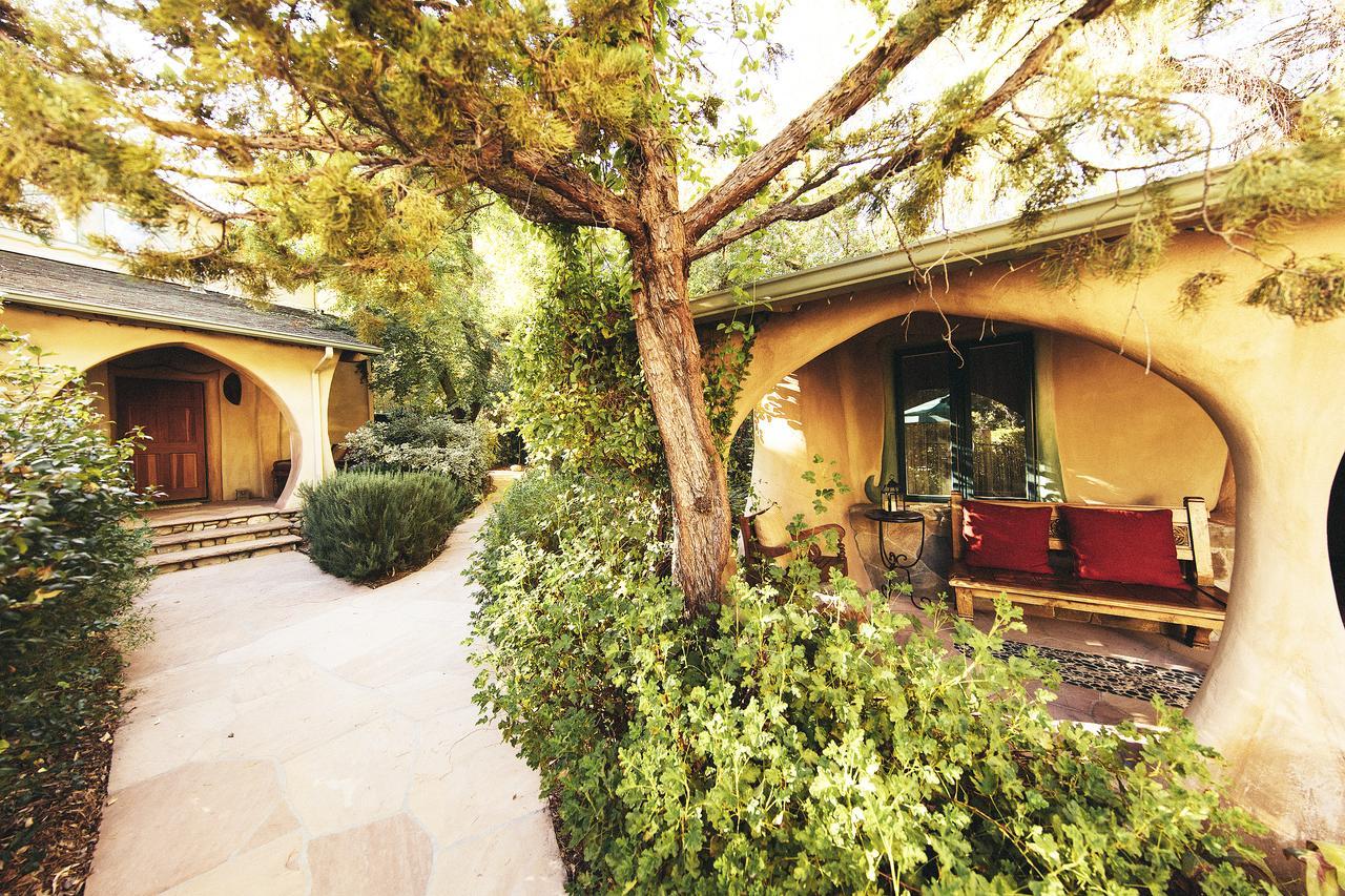 The Emerald Iguana Inn Ojai Buitenkant foto